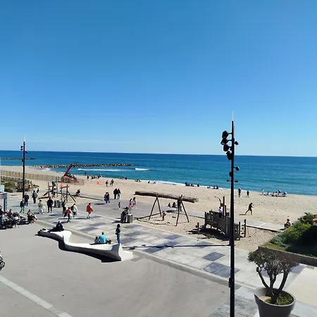 Apartment Plage, Commerces Et Animations Pour Ce T2 Avec Parking Privatif -5at30